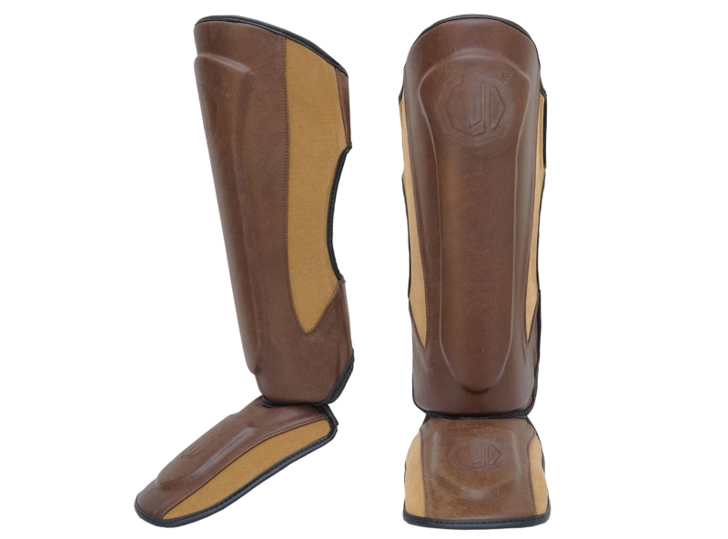 Ochraniacze Legion Octagon PRO Oldschool piszczel/stopa brown